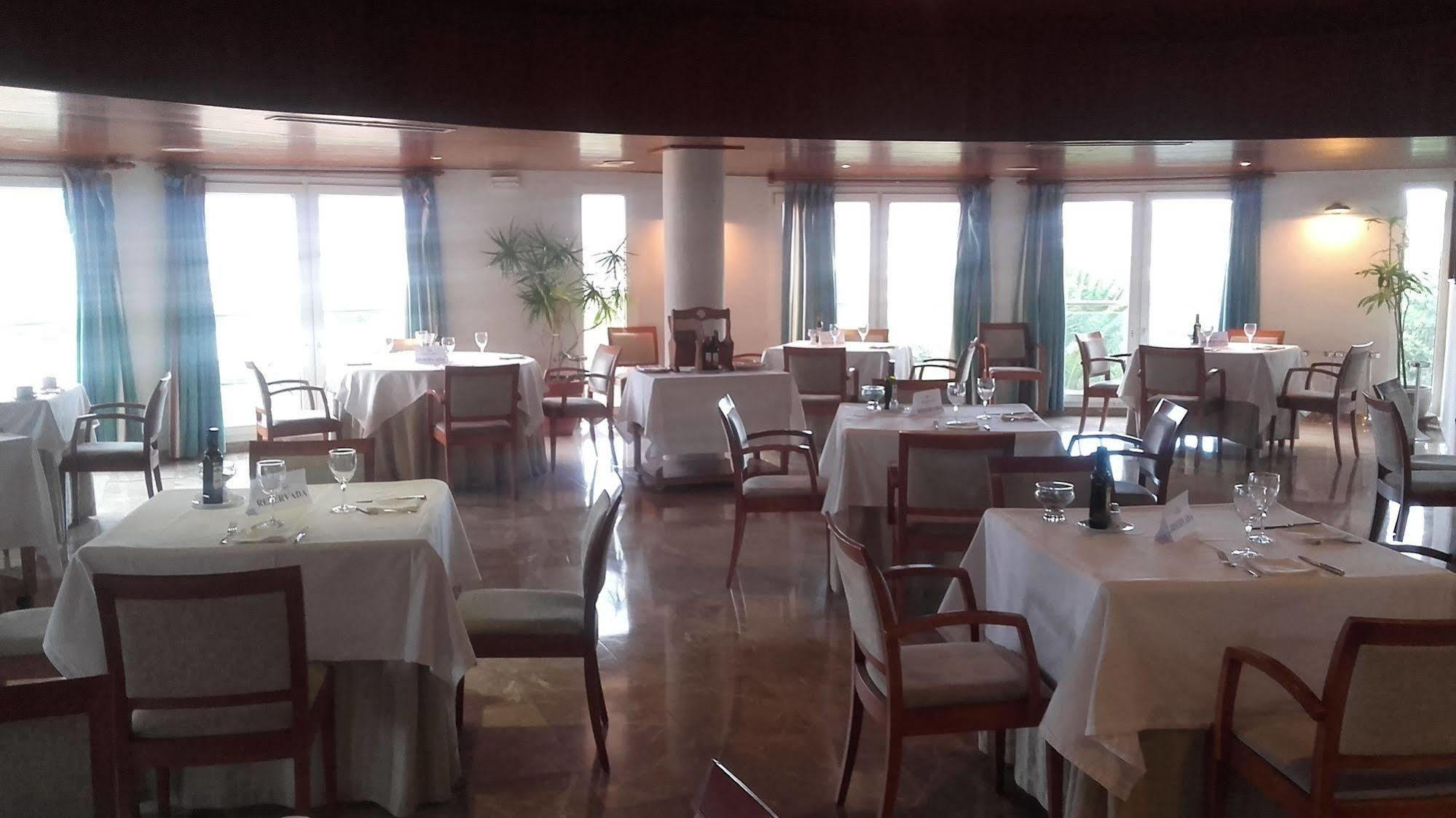Parador De Melilla Exterior photo